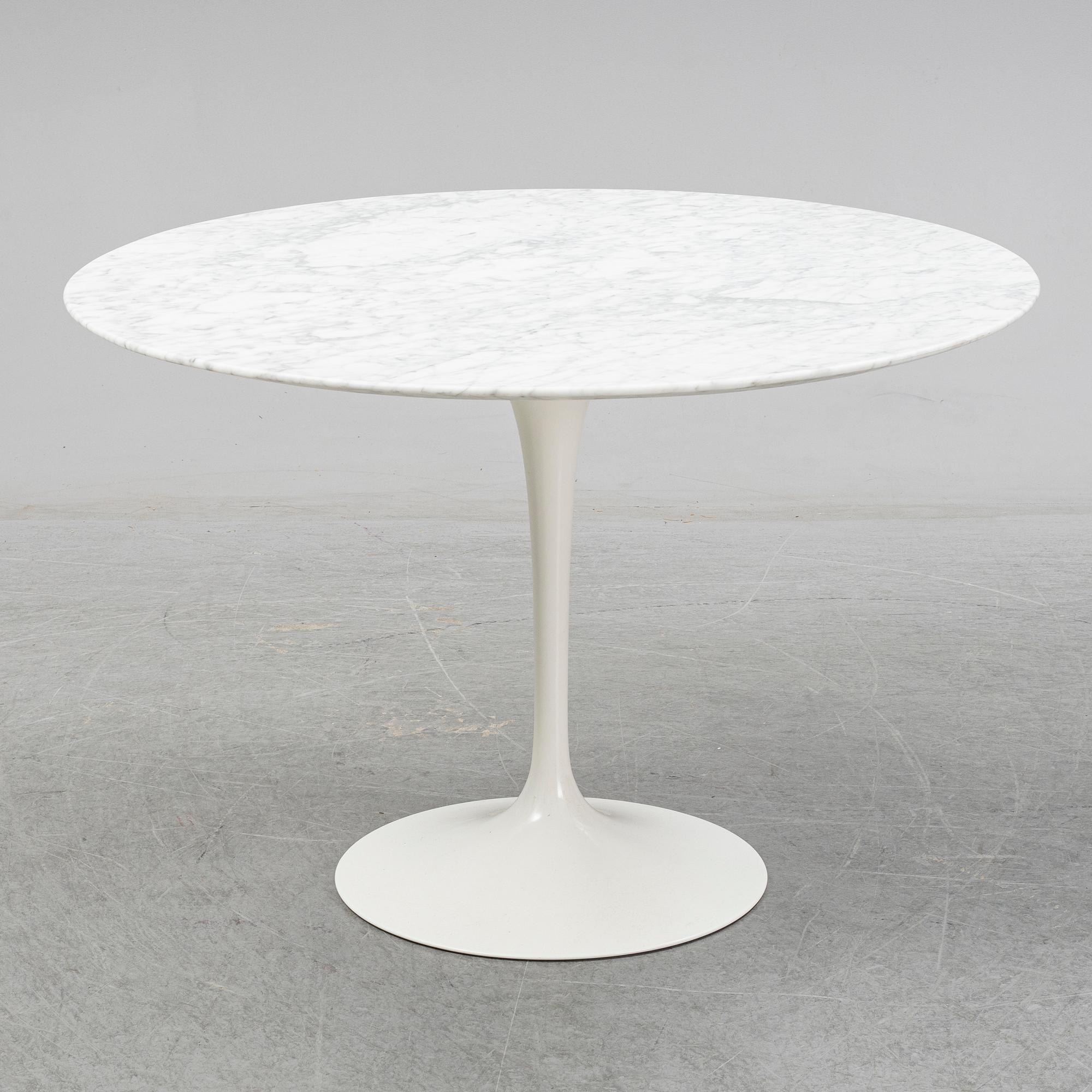 EERO SAARINEN, a marble top 'Tulip' table, Knoll Interational, USA.
