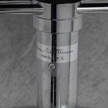 BRUNO MATHSSON, fåtölj, "Jetson", Dux, omkring 2010.