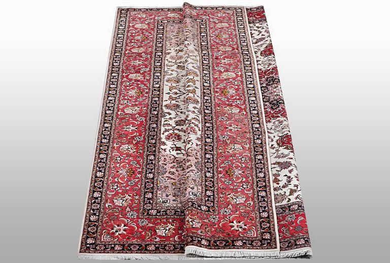 Matta, Täbriz part silk, 60 Raj, ca 355 X 254 cm.