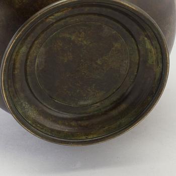 An art deco 1930s vase by Svenska Metallverken.