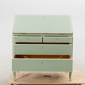 Axel Einar Hjorth, Secretary "Traddis" Nordiska Kompaniet (NK) 1931/32.