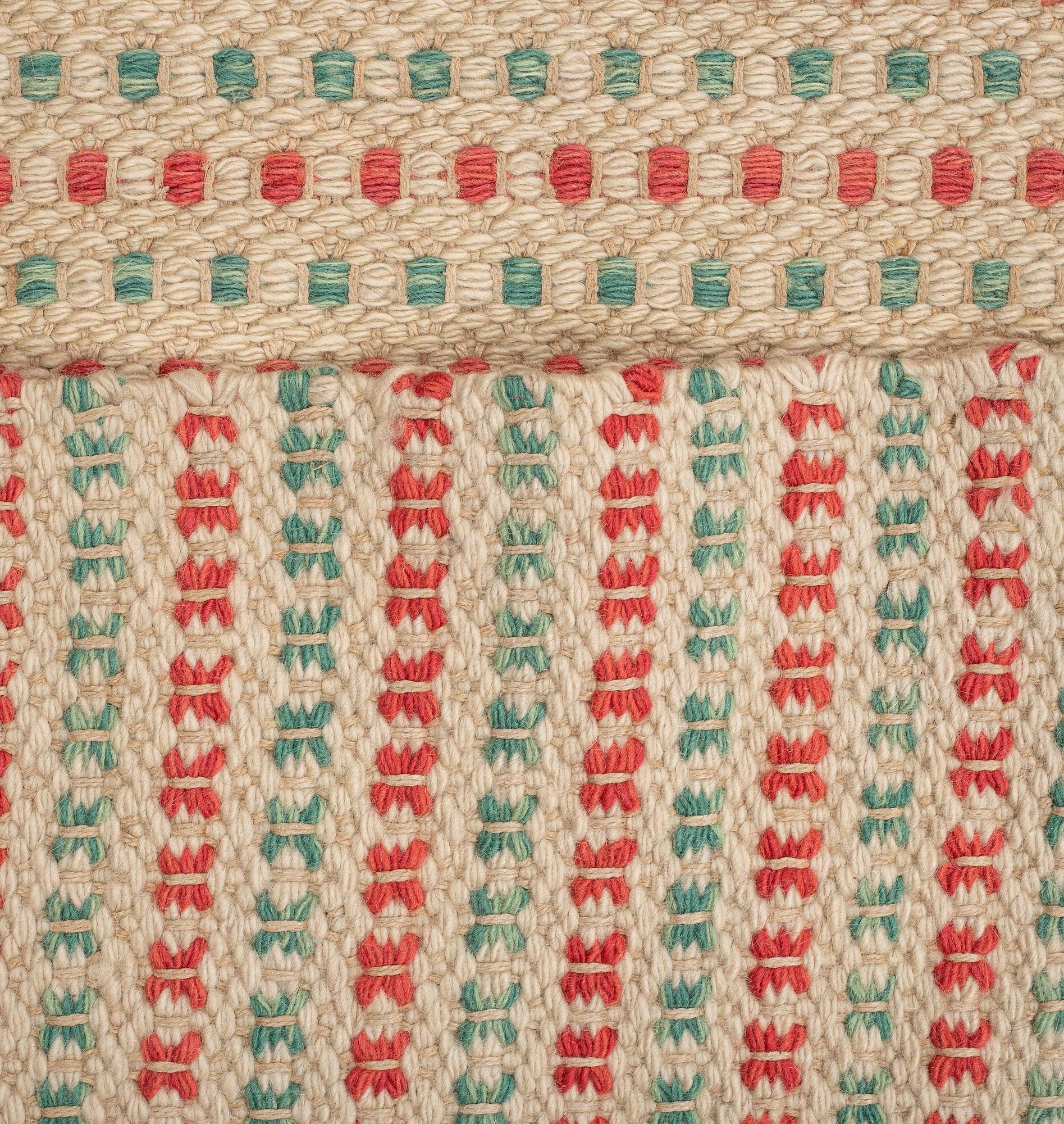 Matto, flat weave, ca 334,5-337,5 x 296-300,5 cm, Sweden/Finland first half of the 20th century.