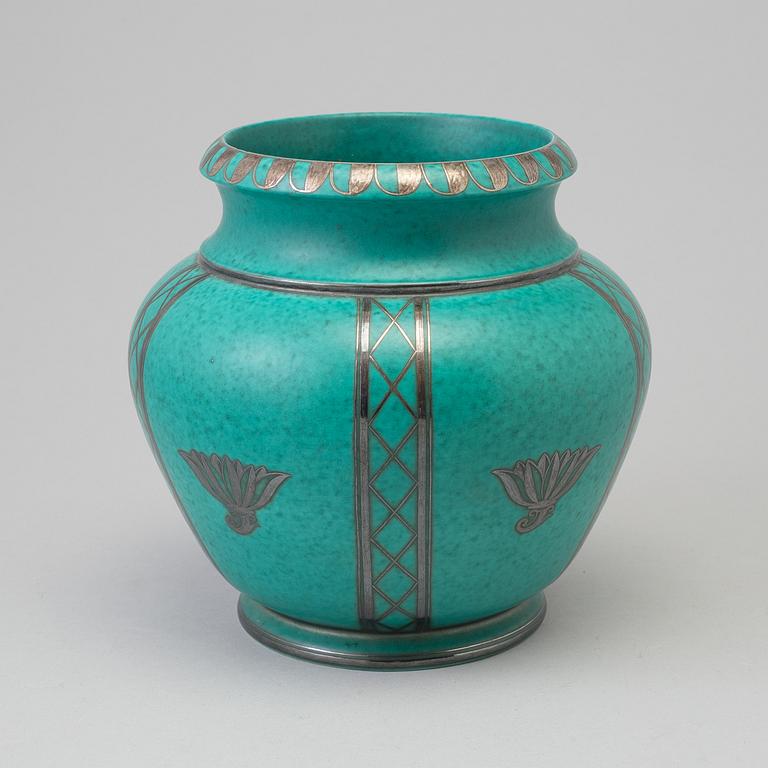 WILHELM KÅGE, an 'Argenta' stoneware vase from Gustavsberg, second half of the 20th Century.