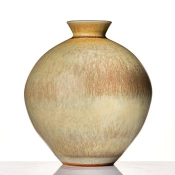 Berndt Friberg, a stoneware vase, Gustavsberg studio, Sweden 1967.