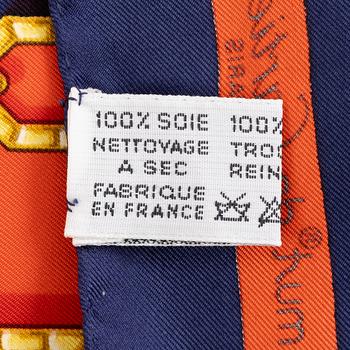 Cartier, scarf.