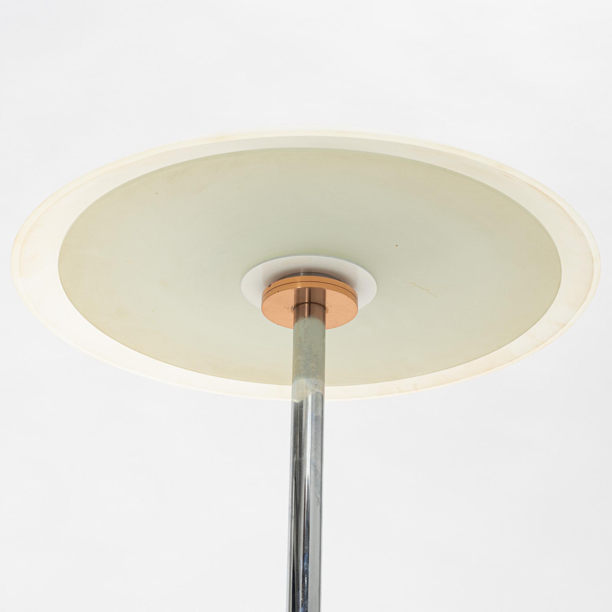 Golvlampa samt bordslampa, Blond belysning, Värnamo.