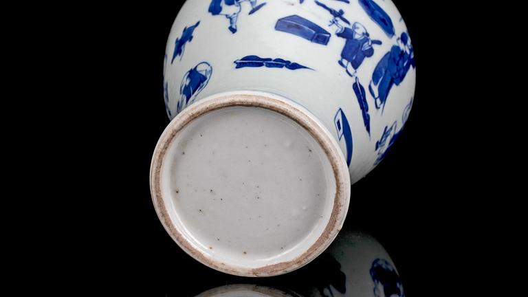 VAS, porslin, Kina, omkring år 1900.