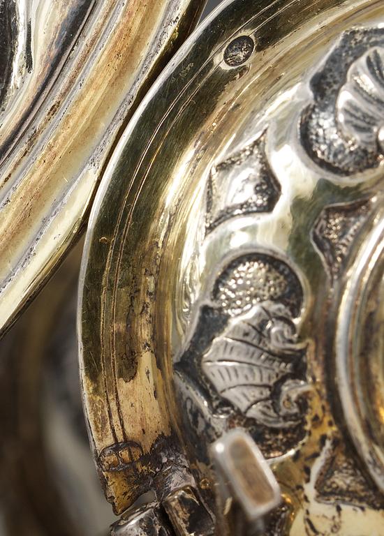 An Augsburg 1740s silver tray and a pair of jugs, marks of French import.