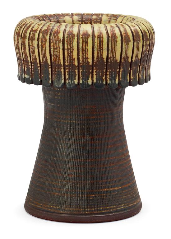 A Wilhelm Kåge 'Farsta' stoneware vase, Gustavsberg Studio 1955.