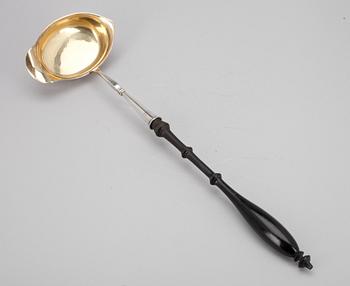 FÖRLÄGGARE, silver, skaft i trä, Gösta Konstantin Helenius (1902-1945), Åbo 1912.