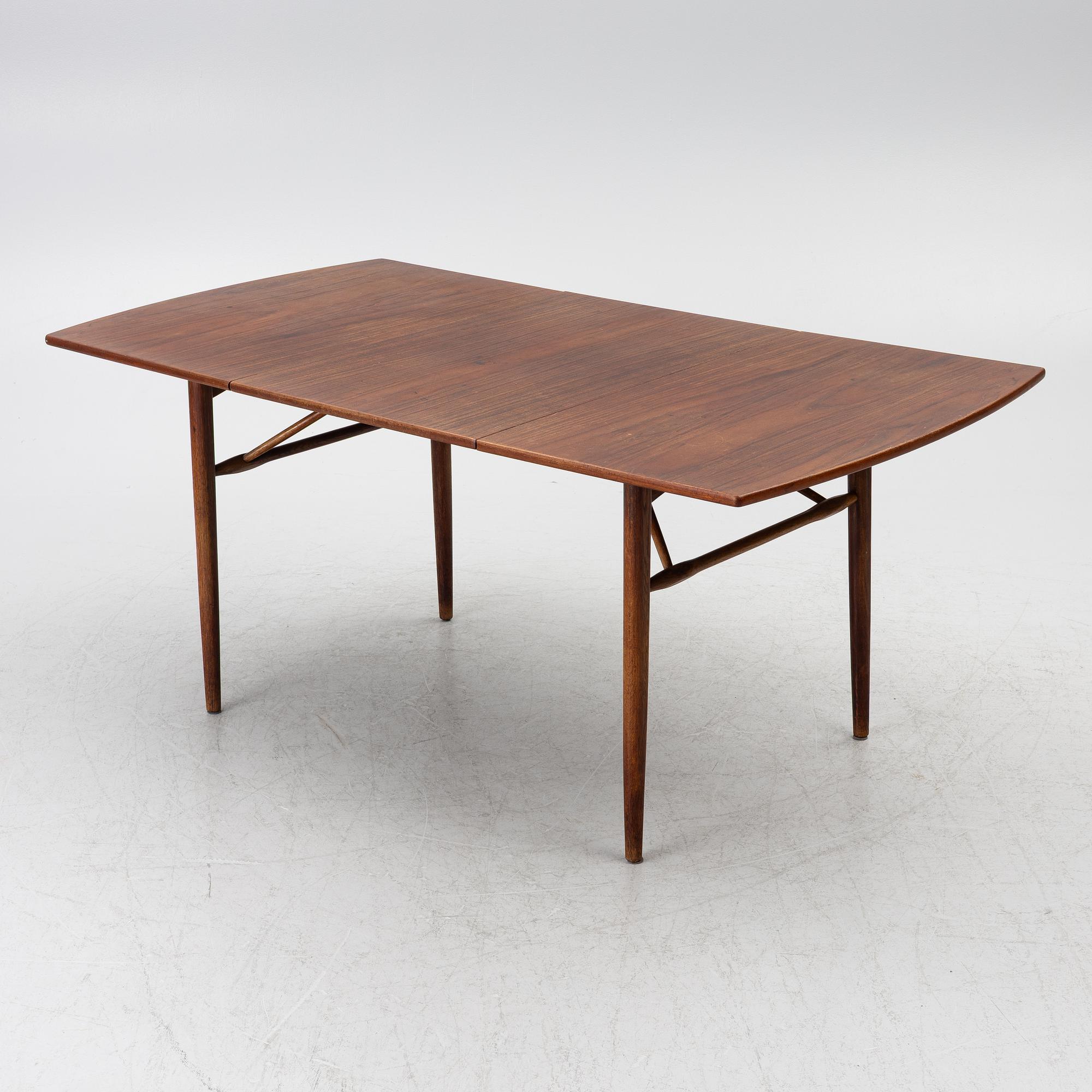 Bendt Winge, a drop-leaf table, Kleppes Møbelfabrik, Norway, 1960's.