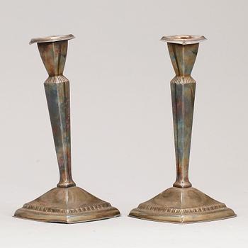 LJUSSTAKAR, ett par, silver, 1900-tal.
