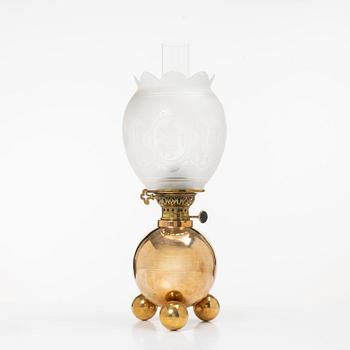 Kerosene lamp, Gold-Brenner, circa 1900.