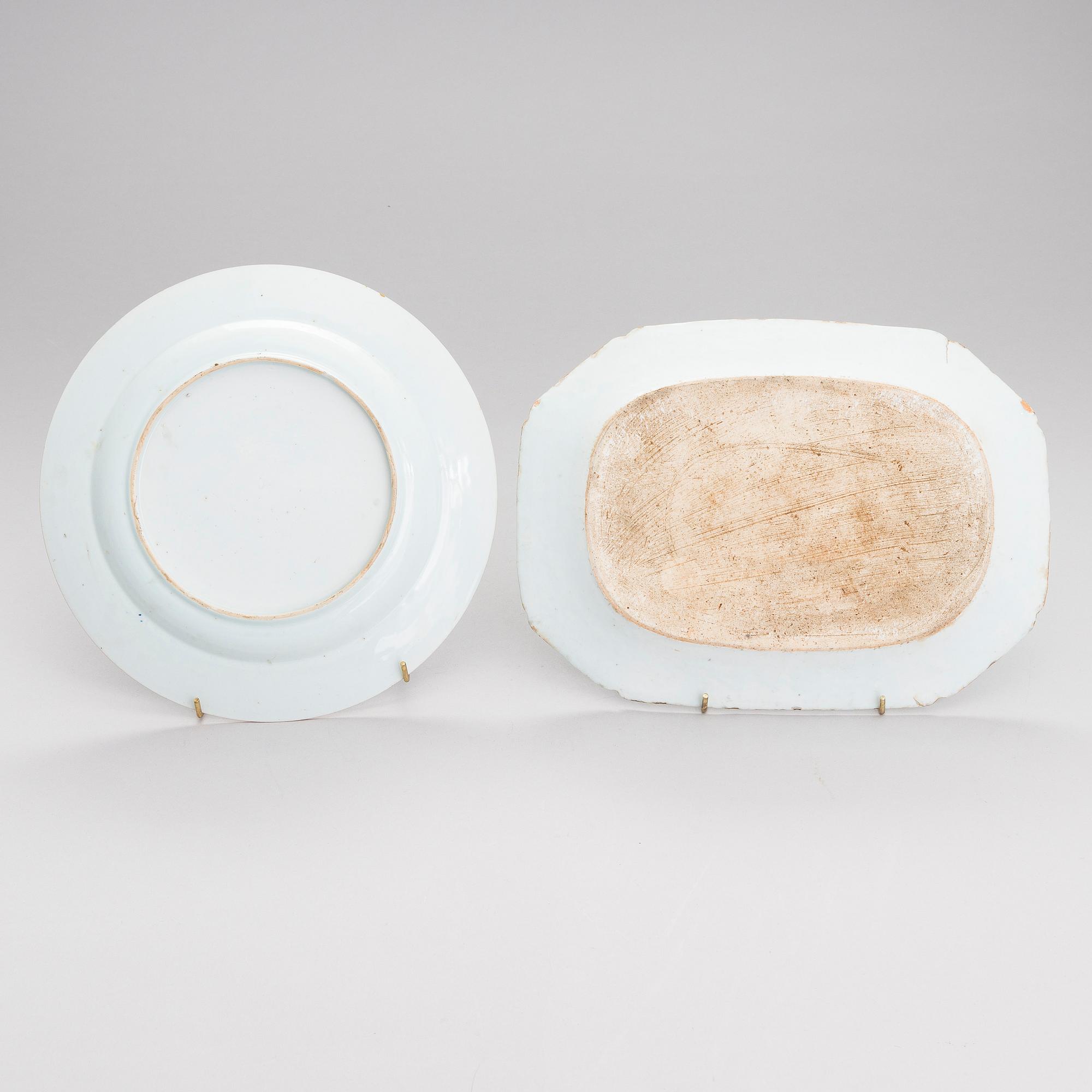 A porcelain dish and a plate, Qing dynasty, Qianlong (1736-95).
