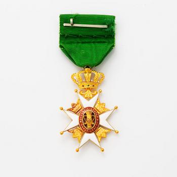 Order of the Vasa, Knigth's Cross, Gold and enamel, in box, CF Carlman, Stockholm.