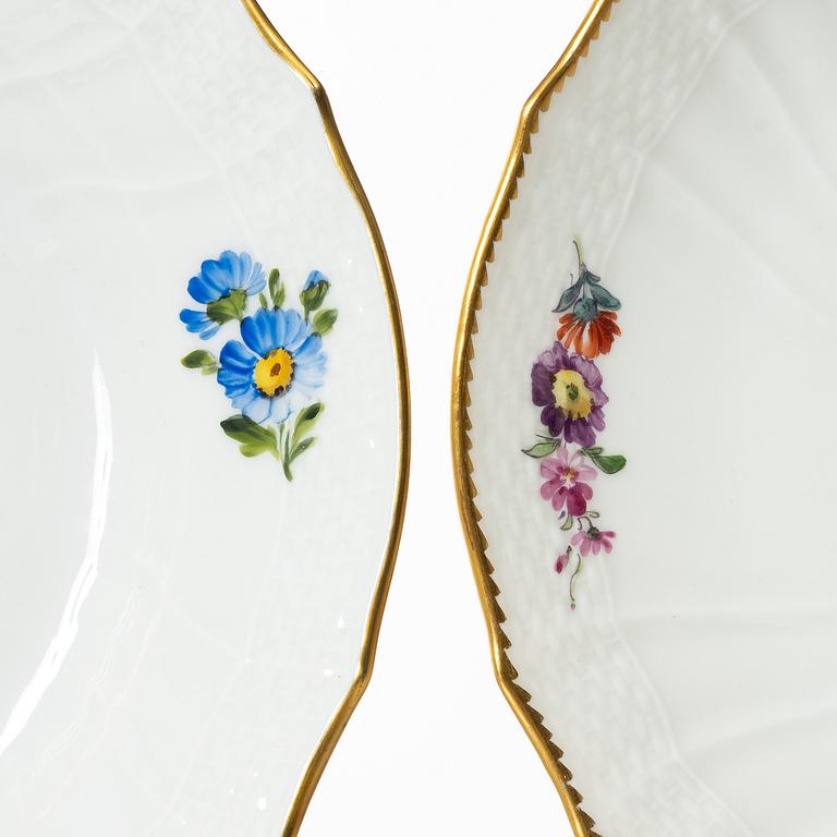 Royal Copenhagen, a 79-piece coffee and tea service, 'Saxon Flower', Denmark.