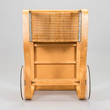 Alvar Aalto, a 1970s '900' tea-trolley for Artek.