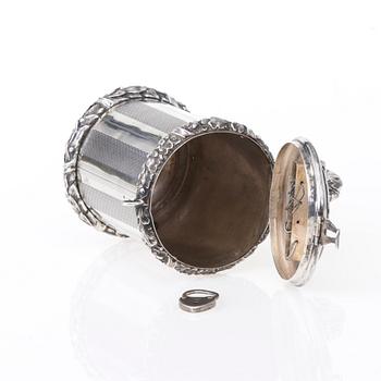 SPARBÖSSA, silver, möjligen Tyskland 1800-talets senare hälft. Tot. vikt ca 150,9 g.