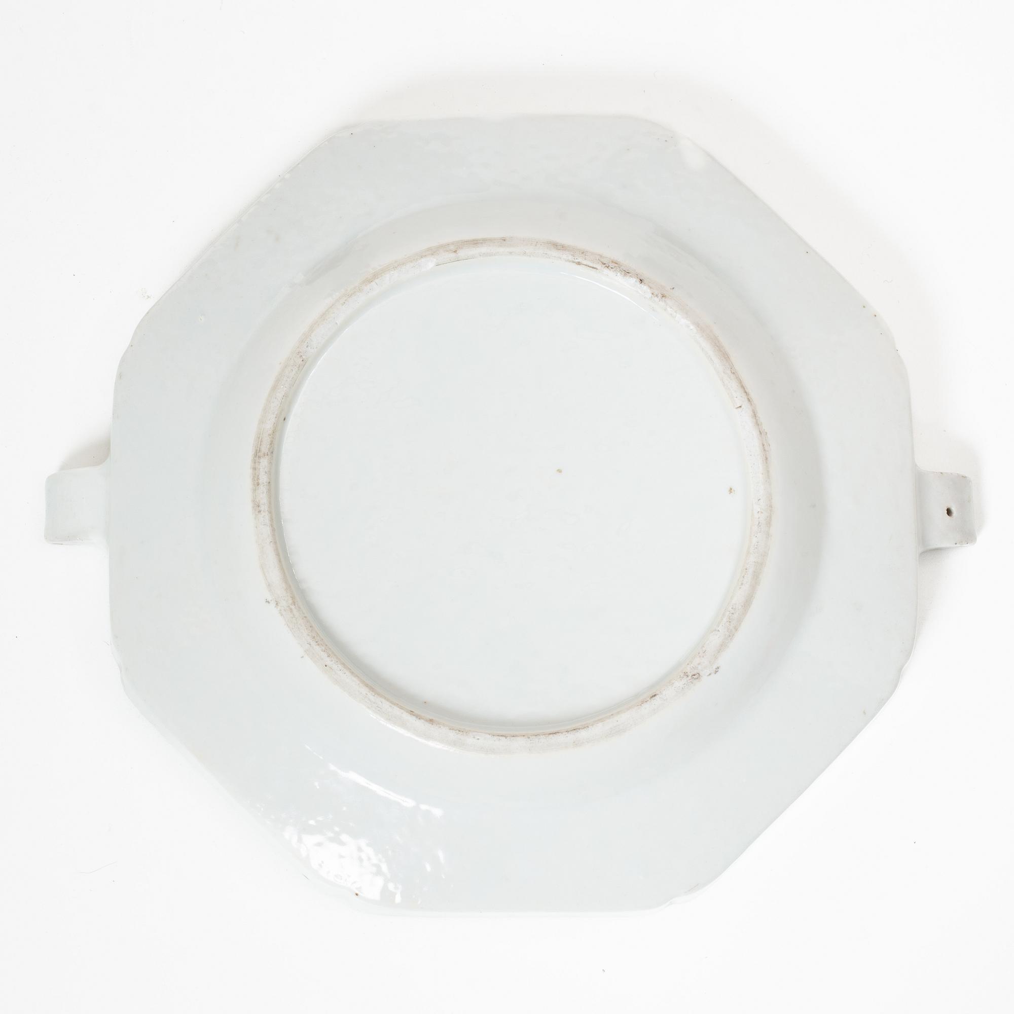 Värmefat, kompaniporslin, Kina, Qingdynastin, Qianlong (1736-95).