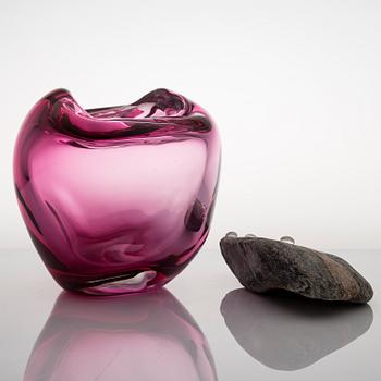 MARJA HEPO-AHO, skulptur, "Finally together", signerad Marja Hepo-aho 2020. Glas Studio Mafka & Alakoski.