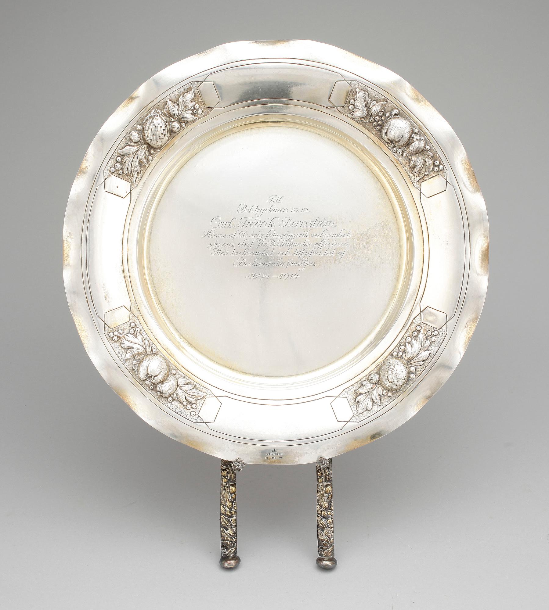 FAT, silver, CG Hallberg, Stockholm, 1914. Vikt ca 680 g.