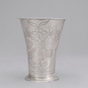 BÄGARE, silver, Carl Kåhre, Halmstad, 1800. Vikt ca 67 gram.
