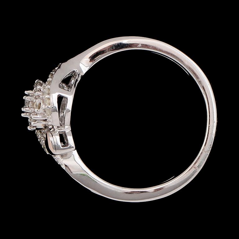 RING, 10K guld/sterling silver och diamanter ca 0.20 ct.