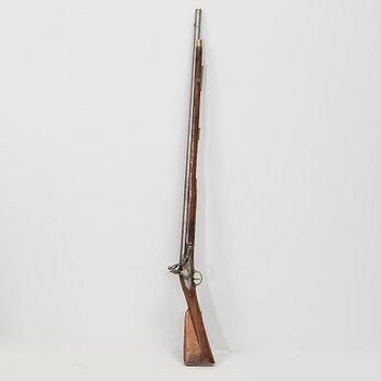 A flintlock rifle from Tower, first half of the 19th century.