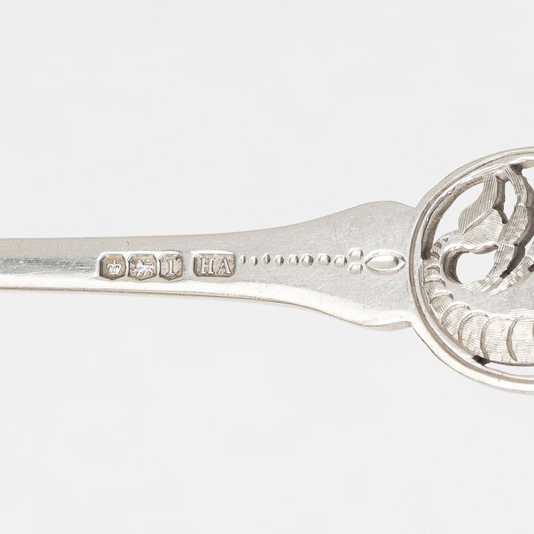 Skaldjursgafflar, 12 st, silver, Atkin Bros - Harry Atkin, Sheffield, England, 1928.