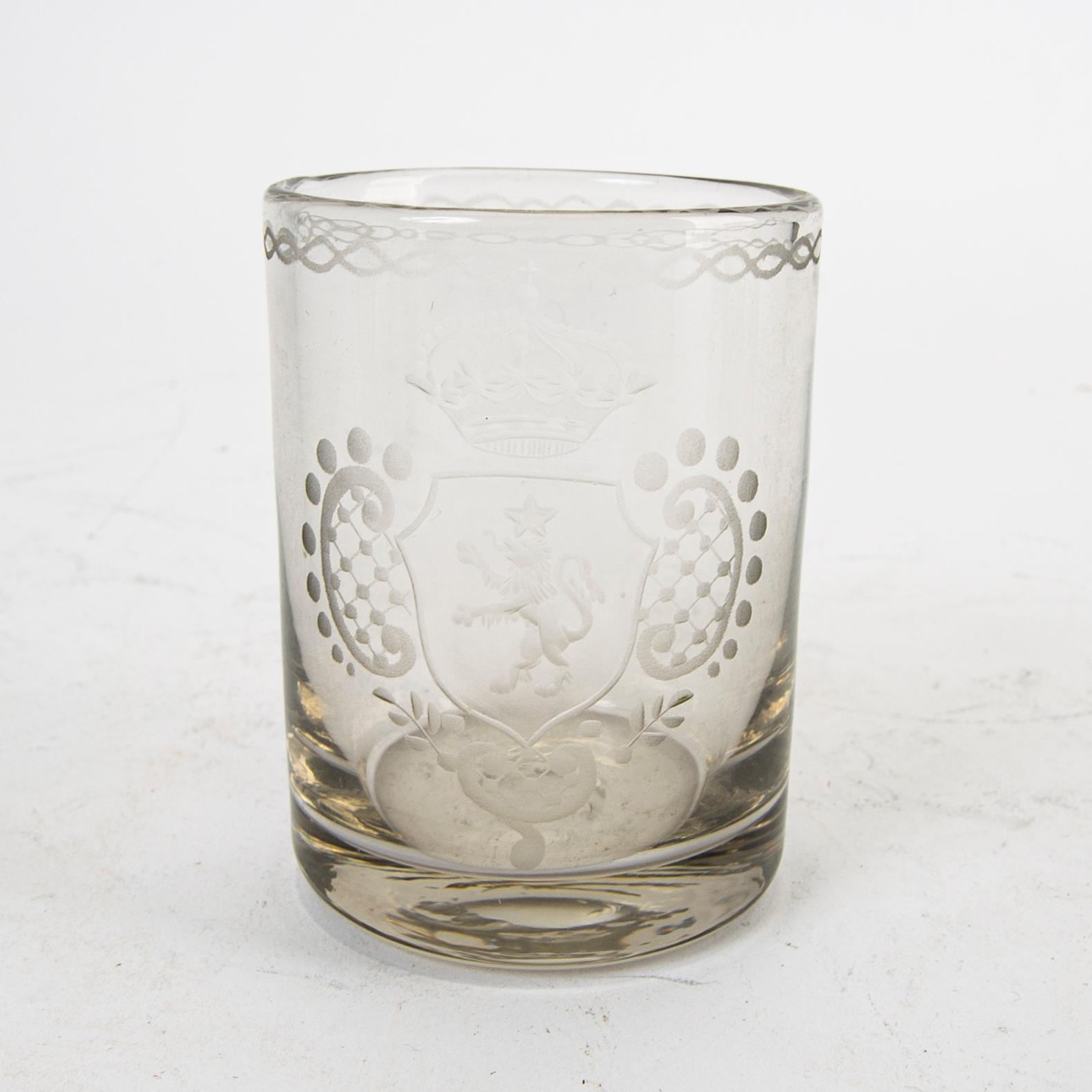 A set of 4+4+2 glasses 20th century.