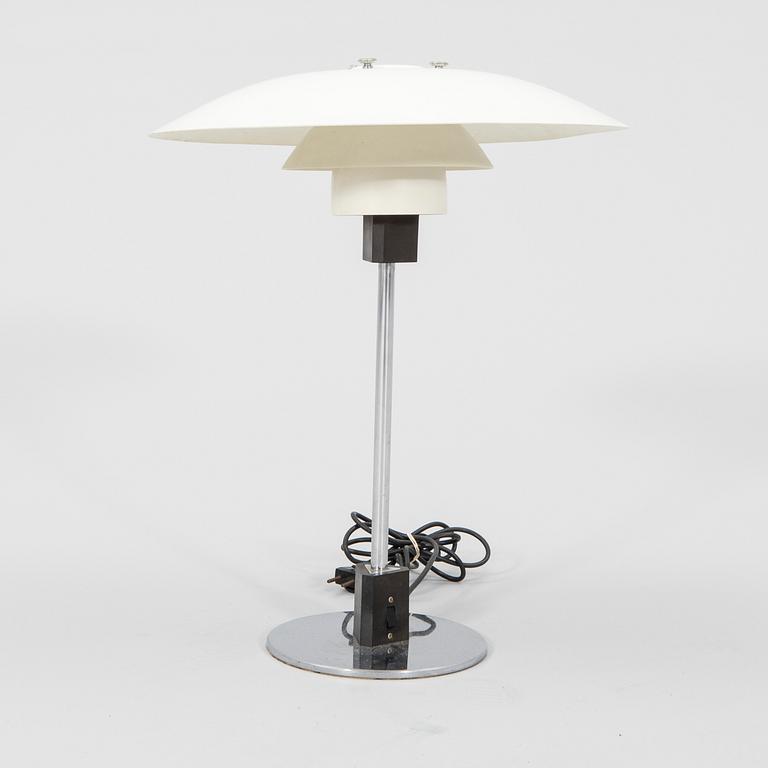 Poul Henningsen, bordslampa, "PH 4/3", Louis Poulsen, Danmark.