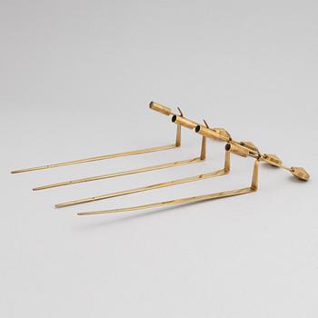 Pierre Forssell, a set of four 'Pendeln' brass wall sconces, Skultuna.