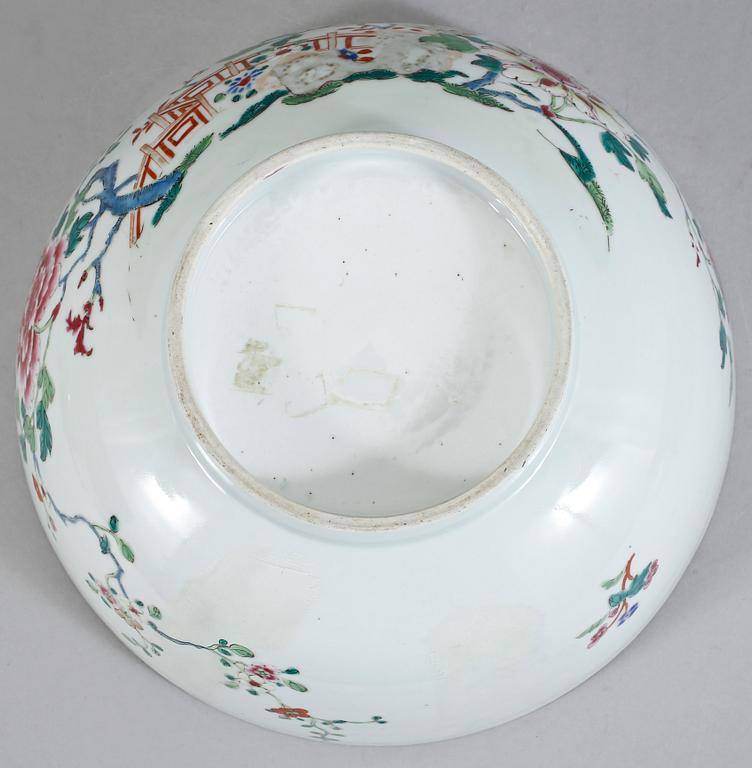 BÅLSKÅL, porslin, Kina, Qianlong (1736-95).