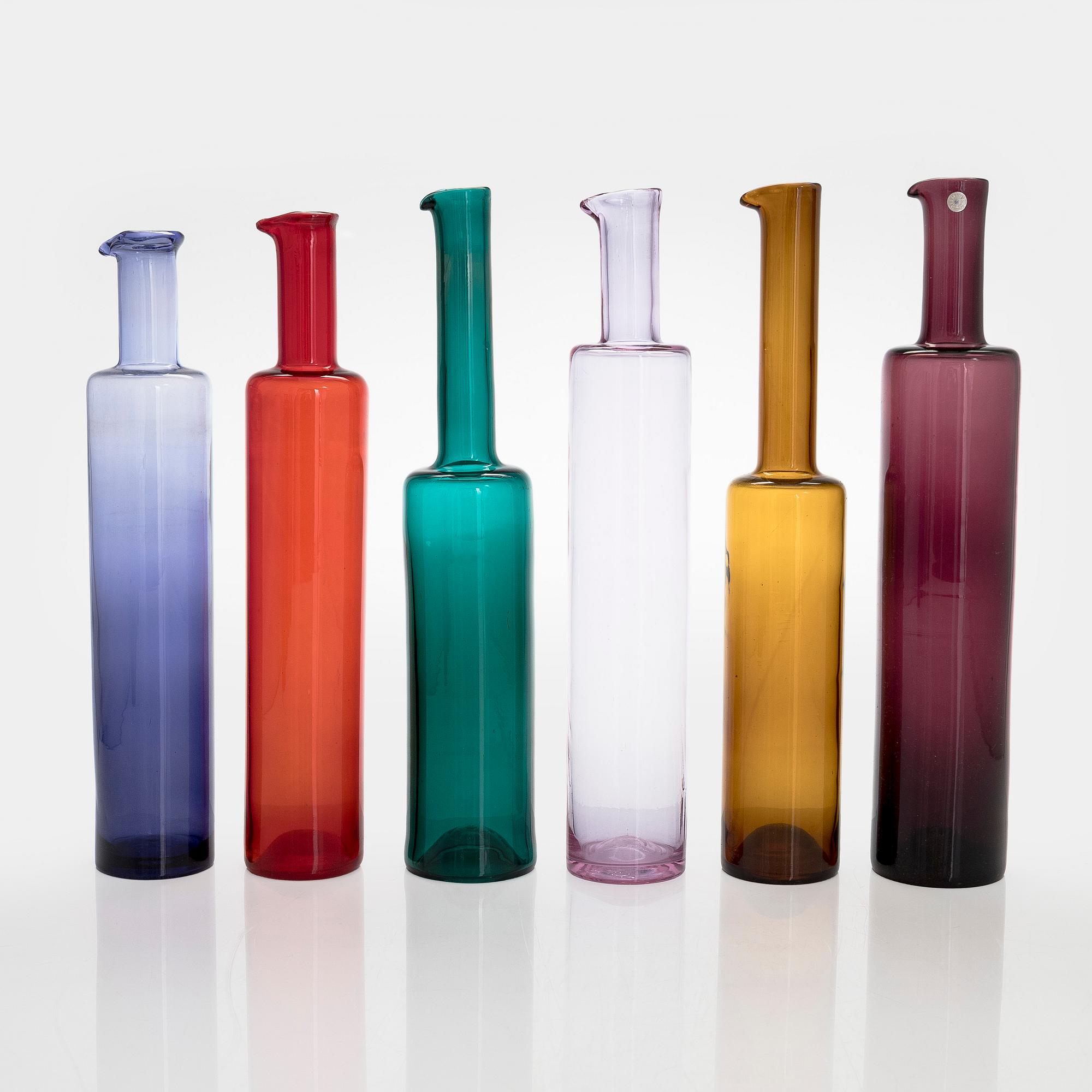 Nanny Still, flaskor, 10 st, signerade Riihimäen Lasi O.Y Nanny Still.