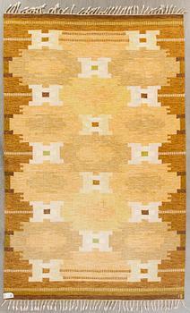 Ingegerd Silow, a signed flat weave carpet ca 280 x 193 cm.