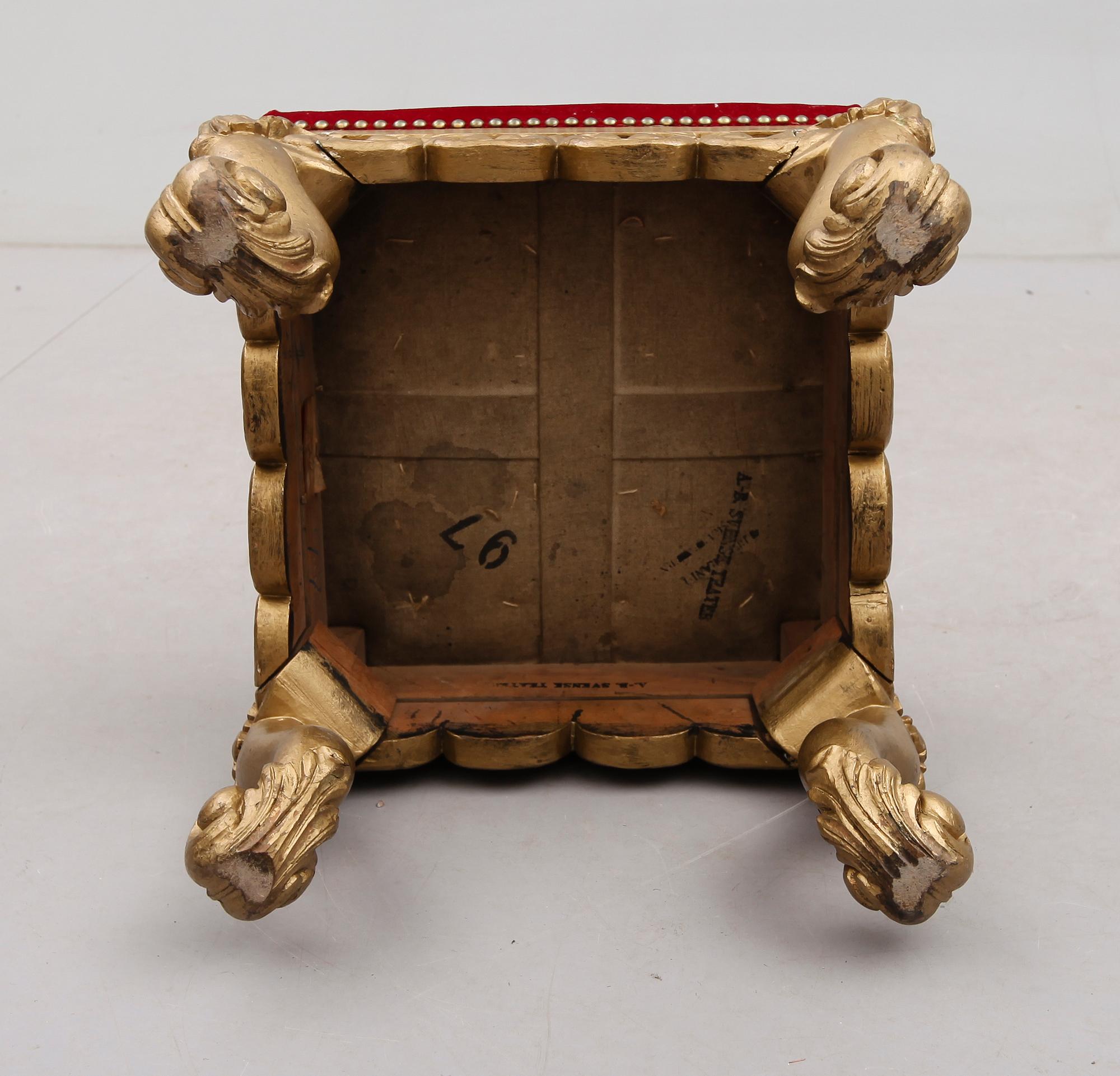 TABURETT, barockstil, omkring år 1900.