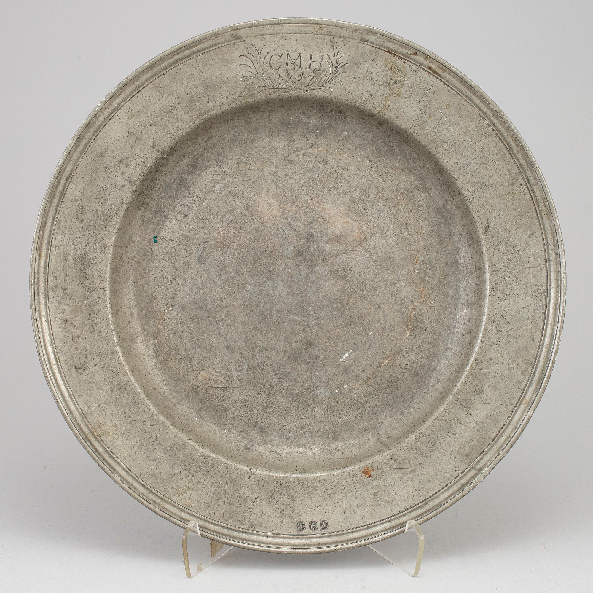 A German barque pewter dish, 18th century.