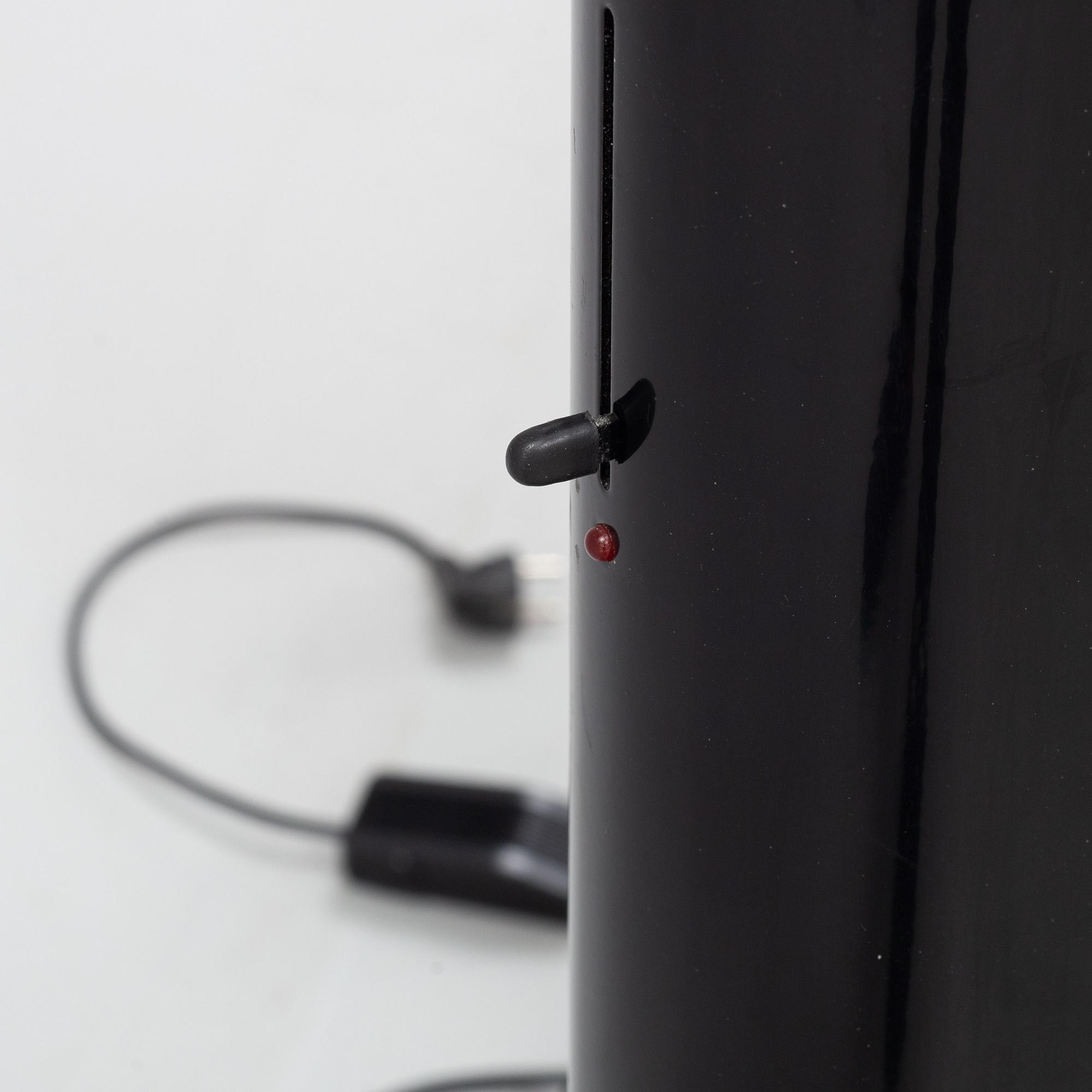 Gianfranco Frattini, golvlampor, ett par, "Megaron", Artemide, modellen formgiven 1979.