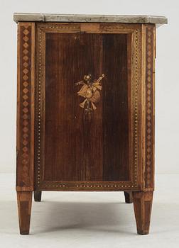 BYRÅ, av Nils Petter Stenström (mästare i Stockholm 1781-1790), ej signerad. Gustaviansk.