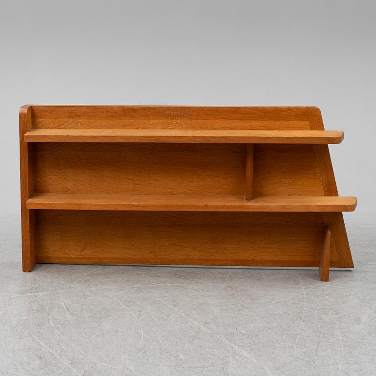 GUILLERME et CHAMBRON, an oak shelf.