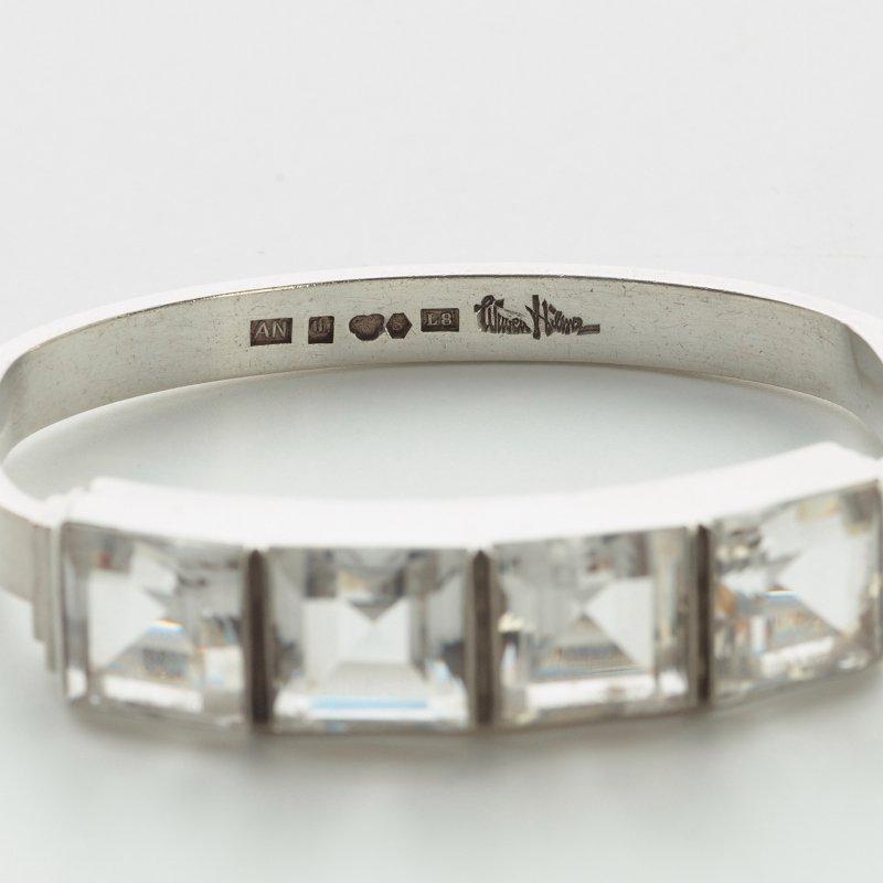 A Wiwen Nilsson sterling and four rockcrystals bangle, Lund 1937.