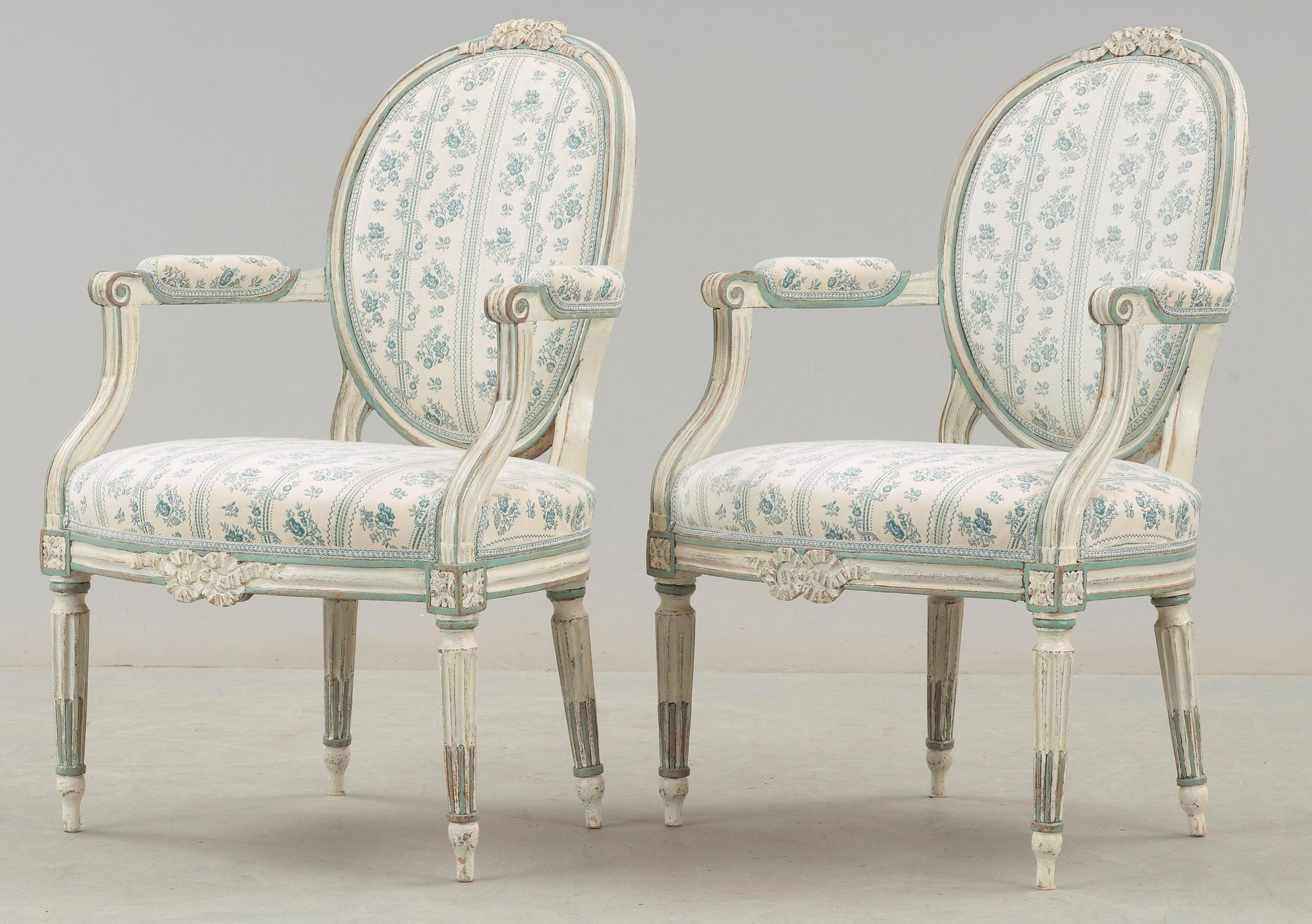 SOFFA, SAMT KARMSTOLAR, ett par. Louis XVI-stil, 1800-tal.