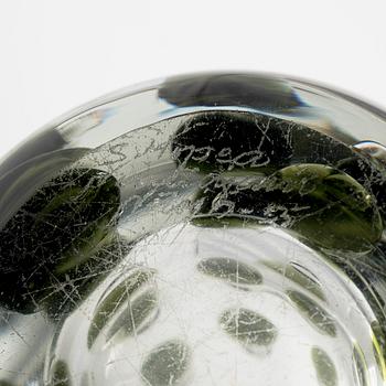 Saara Hopea, a 'Panther' vase, signed S. Hopea Nuutajärvi Notsjö -55.