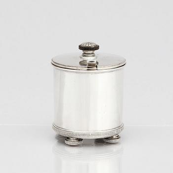 Erik Fleming, burk med lock och sked, Atelier Borgila, Stockholm 1936, sterling silver.