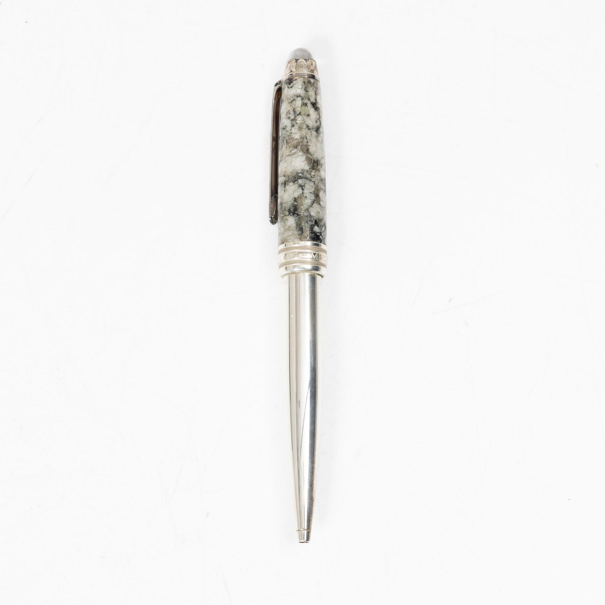 A Montblanc ballpoint pen, limited edition 'soulmakers for 100 years', 'Starwalker'.