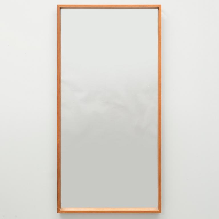 A 1950/60s mirror by Hovmantorp.