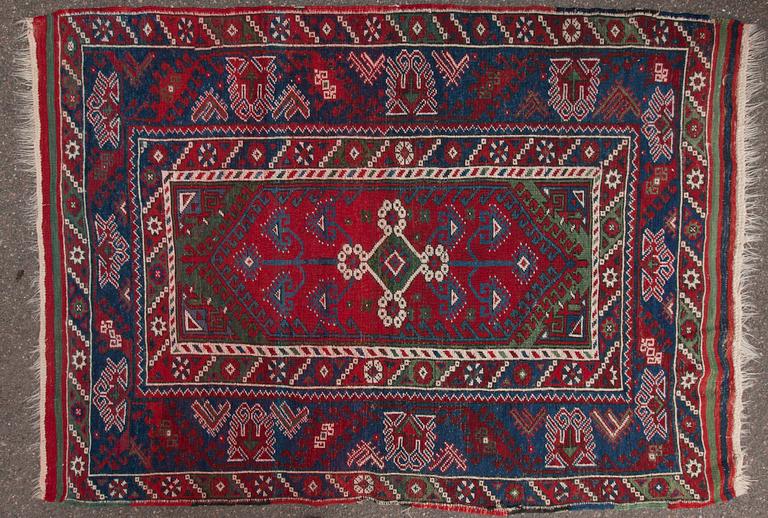 MATTA, Kaukasien. Antik Ca 180x128 cm.