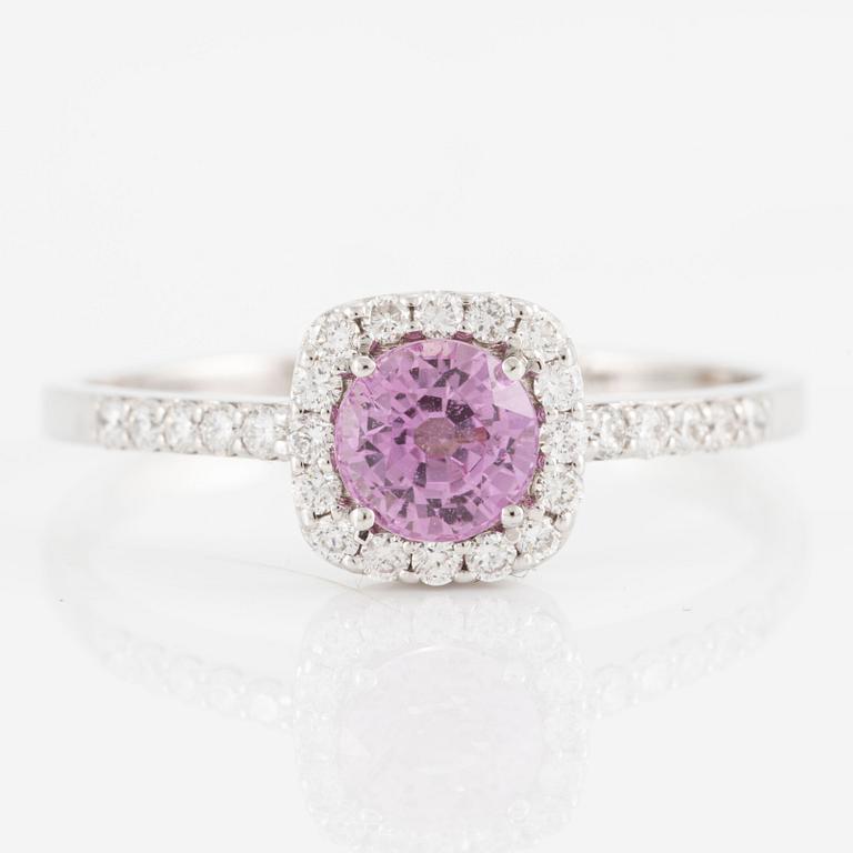 Ring, 14K white gold with pink sapphire and brilliant-cut diamonds.