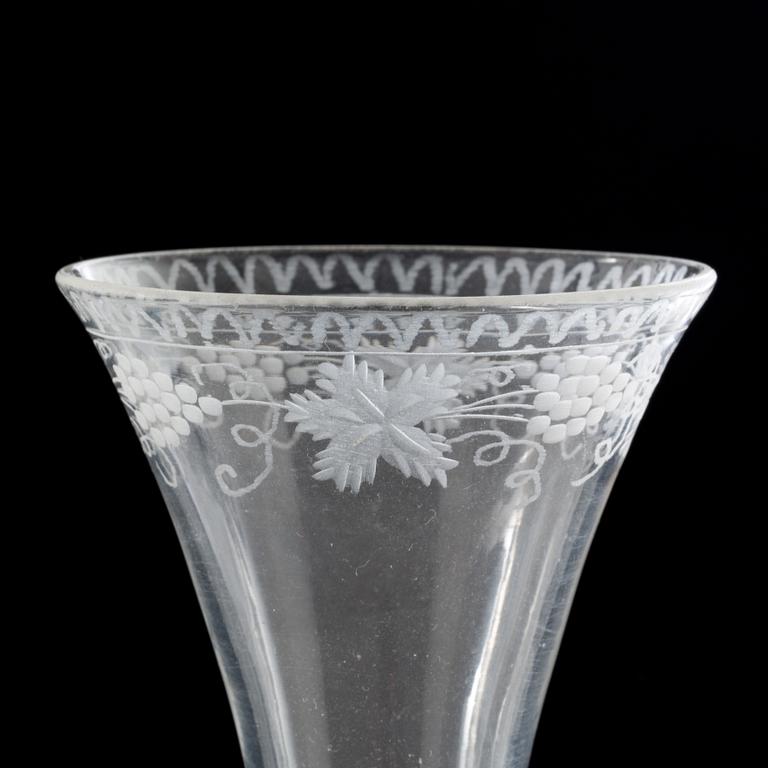 VINGLAS, troligen England, 1700-tal.