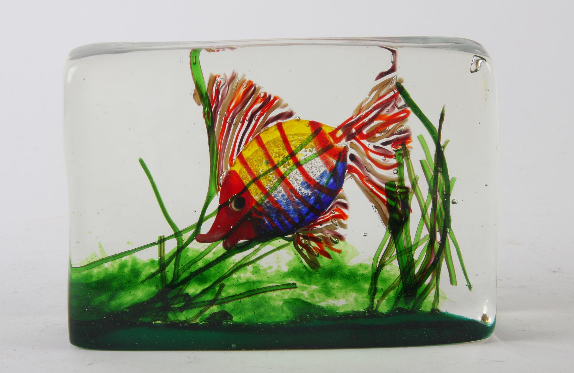 OBJEKT, glas, Italien.